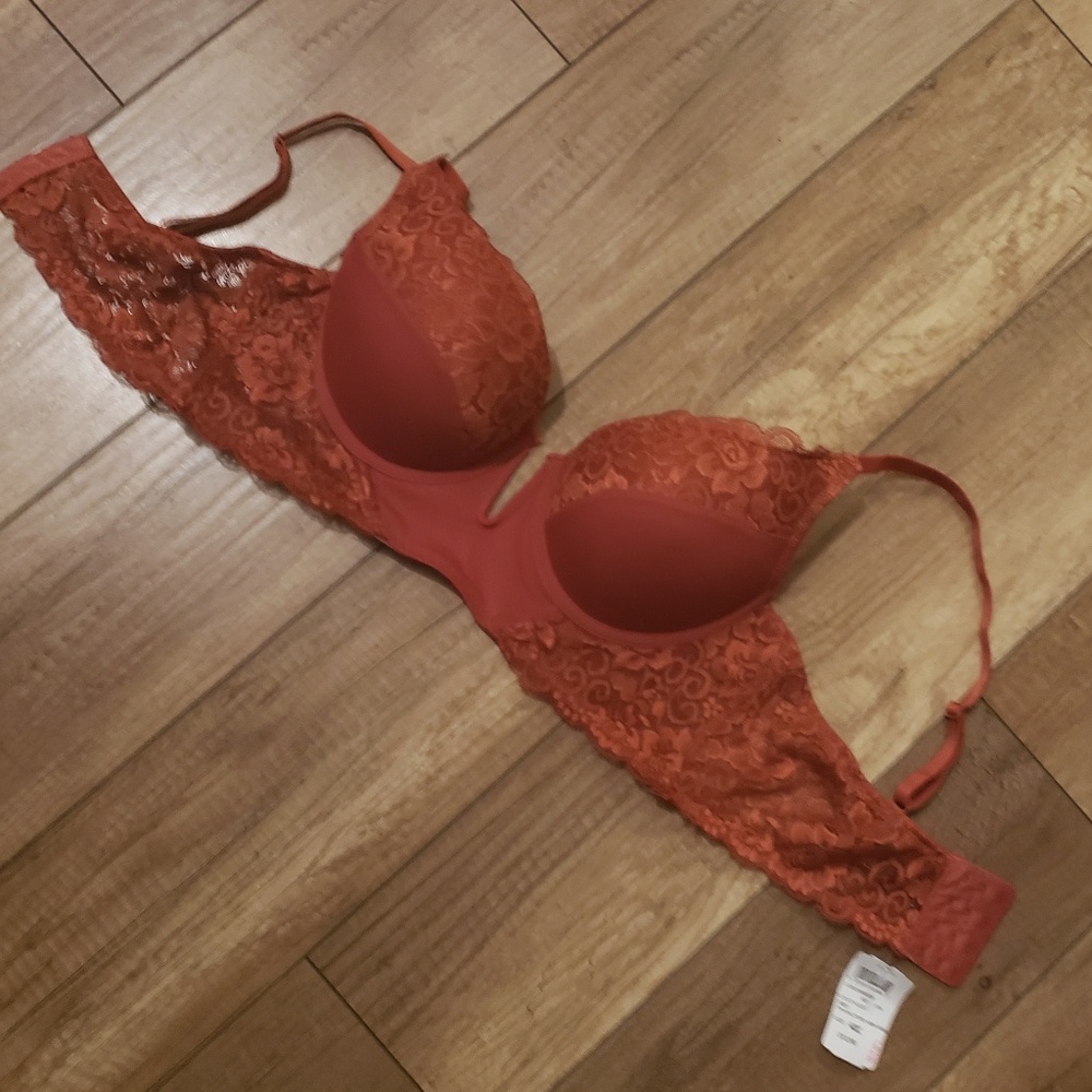 New bra tshirt